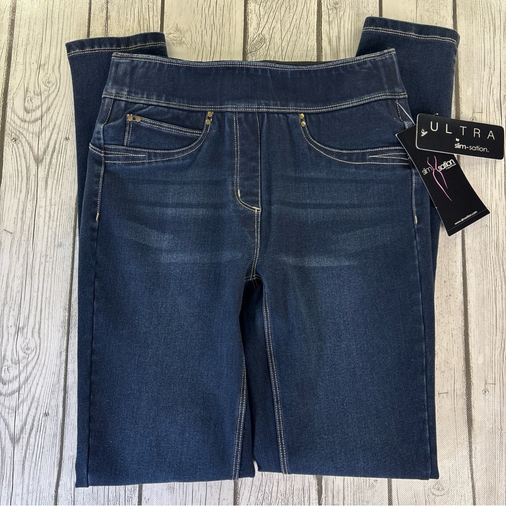 Multiples Slim-Sation Women’s XS x 27 Pull On Ankle Jeans Ultra Denim Blue NWT.